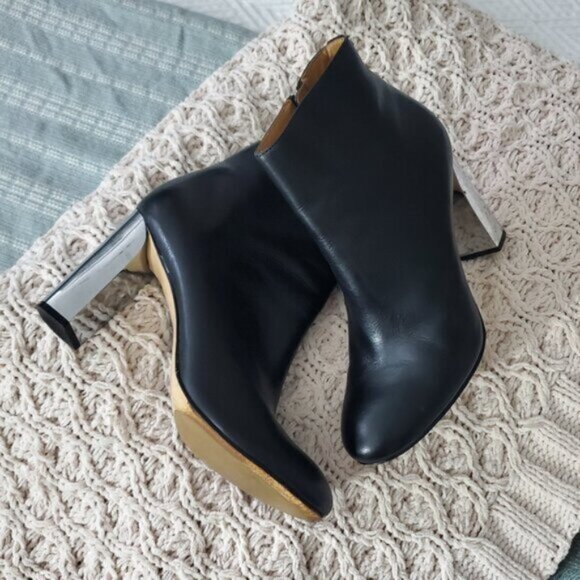 Limited Edition CK Savana Mirror Block Heel Leather Ankle Boots- US 8.5​ - Picture 10 of 16